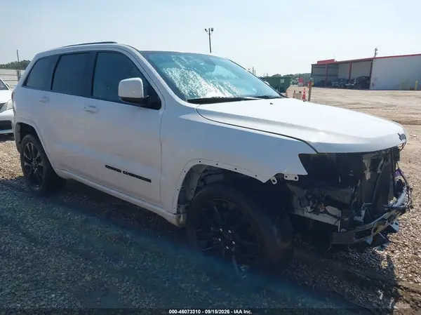 1C4RJEAG4HC820007 2017 JEEP GRAND CHEROKEE - Image 1