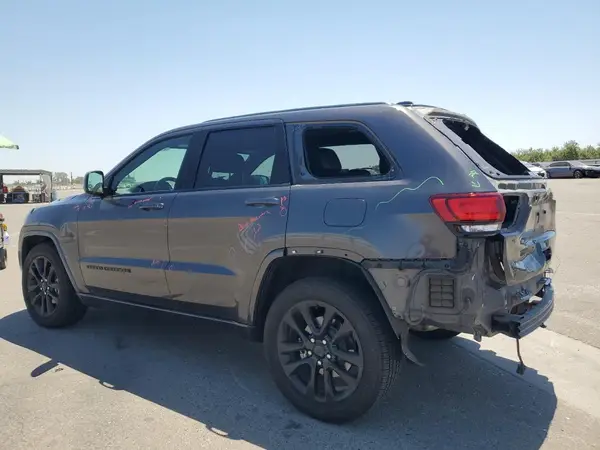 1C4RJEAG4HC829175 2017 JEEP GRAND CHEROKEE - Image 2