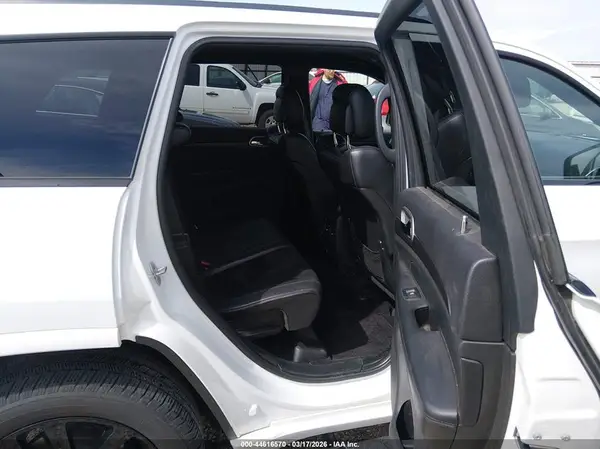 1C4RJEAG4HC952443 2017 JEEP GRAND CHEROKEE - Image 8