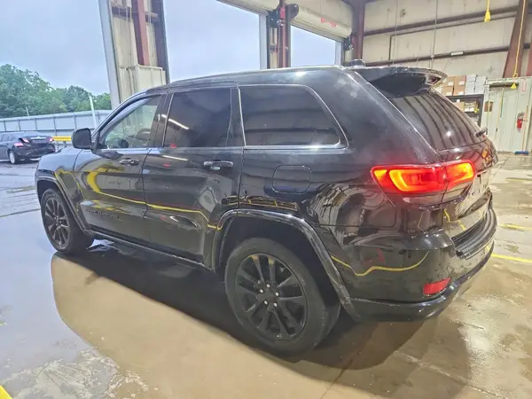 1C4RJEAG4JC197140 2018 JEEP GRAND CHEROKEE - Image 2