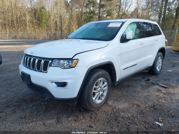 1C4RJEAG4JC275061 2018 JEEP GRAND CHEROKEE - Image 2