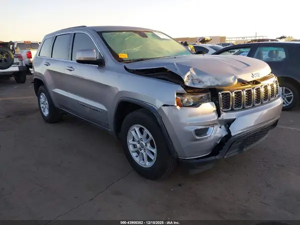 1C4RJEAG4JC311847 2018 JEEP GRAND CHEROKEE - Image 1