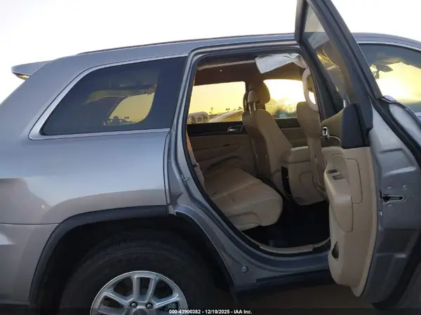 1C4RJEAG4JC311847 2018 JEEP GRAND CHEROKEE - Image 8