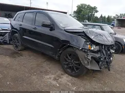 1C4RJEAG4JC338949 2018 JEEP GRAND CHEROKEE