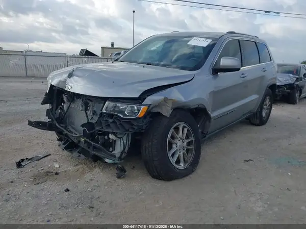 1C4RJEAG4JC359218 2018 JEEP GRAND CHEROKEE - Image 2