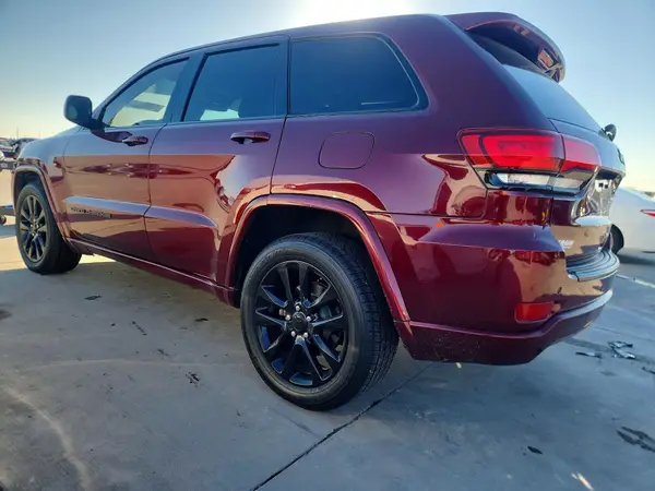 1C4RJEAG4JC512003 2018 JEEP GRAND CHEROKEE - Image 2