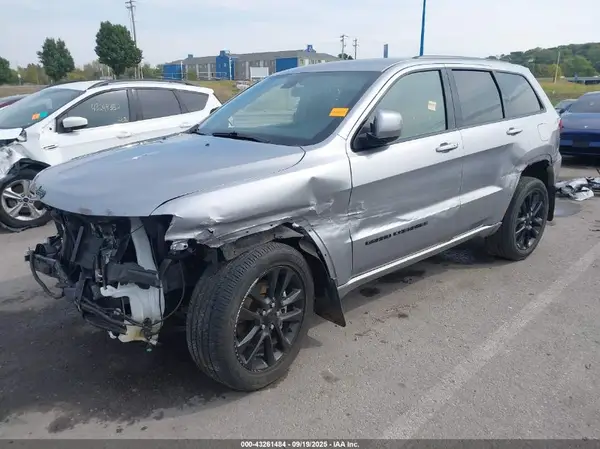 1C4RJEAG4MC860646 2021 JEEP GRAND CHEROKEE - Image 2