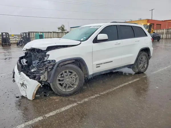 1C4RJEAG5GC386419 2018 JEEP GRAND CHEROKEE - Image 1