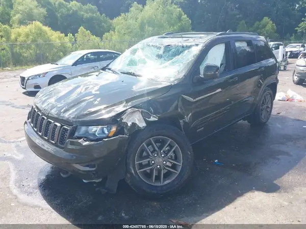 1C4RJEAG5HC676922 2017 JEEP GRAND CHEROKEE - Image 2