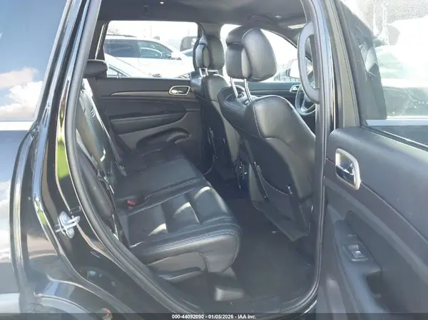 1C4RJEAG5HC756852 2017 JEEP GRAND CHEROKEE - Image 8
