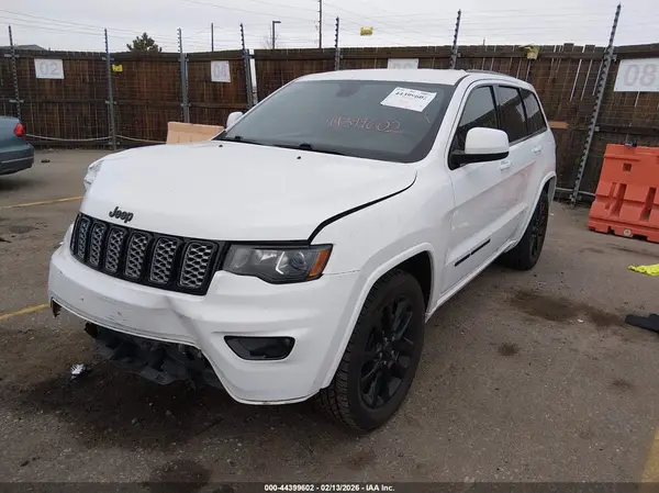 1C4RJEAG5HC788796 2017 JEEP GRAND CHEROKEE - Image 2
