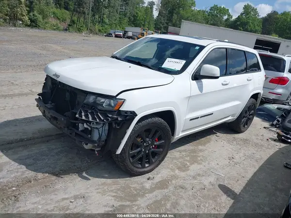 1C4RJEAG5HC823126 2017 JEEP GRAND CHEROKEE - Image 2