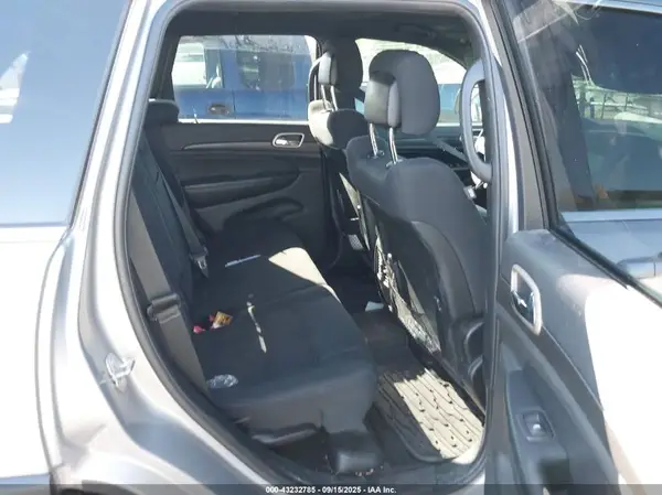 1C4RJEAG5HC916065 2017 JEEP GRAND CHEROKEE - Image 8