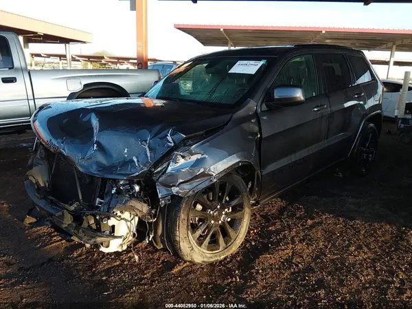 1C4RJEAG5JC228105 2018 JEEP GRAND CHEROKEE - Image 2