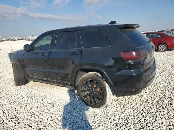 1C4RJEAG5JC304373 2018 JEEP GRAND CHEROKEE - Image 2