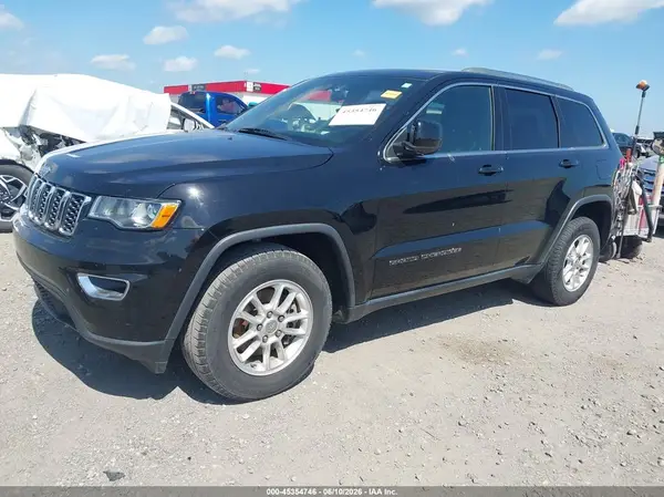 1C4RJEAG5JC438459 2018 JEEP GRAND CHEROKEE - Image 2