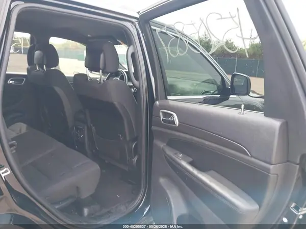 1C4RJEAG5JC455214 2018 JEEP GRAND CHEROKEE - Image 8