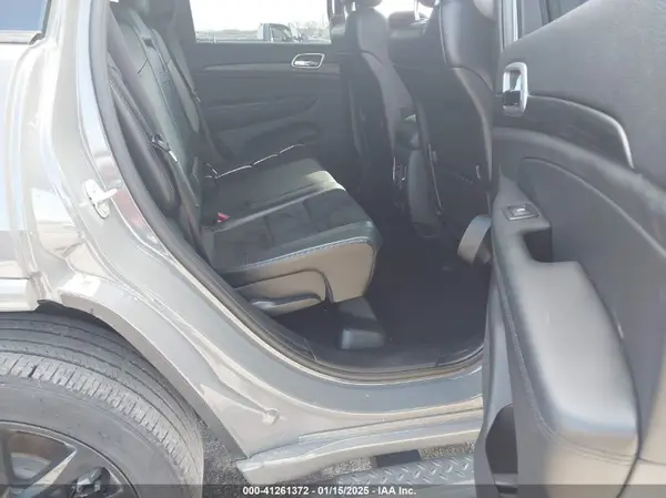 1C4RJEAG5KC705116 2019 JEEP GRAND CHEROKEE - Image 8