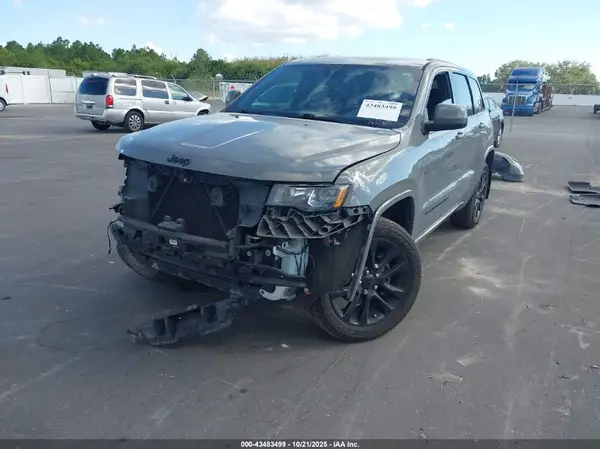 1C4RJEAG5LC245974 2020 JEEP GRAND CHEROKEE - Image 2