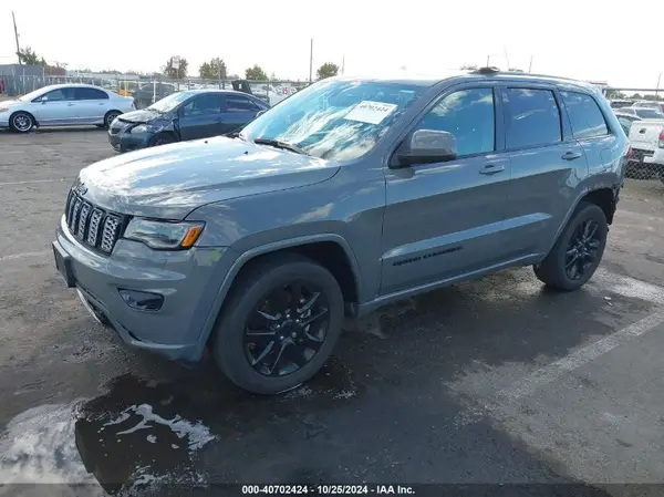 1C4RJEAG5LC376533 2020 JEEP GRAND CHEROKEE - Image 2