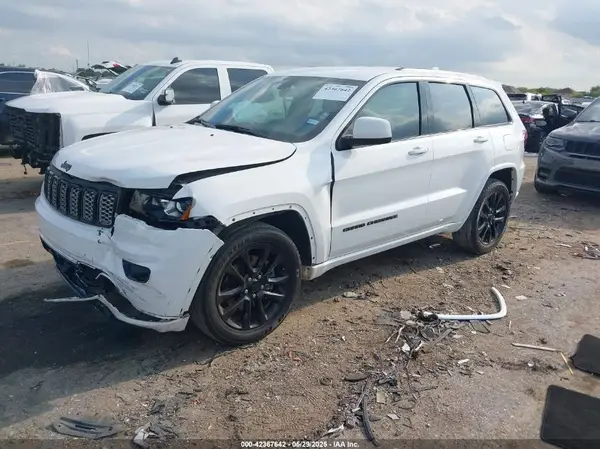 1C4RJEAG5MC679877 2021 JEEP GRAND CHEROKEE - Image 2