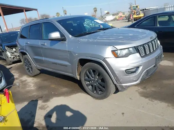 1C4RJEAG6HC868124 2017 JEEP GRAND CHEROKEE - Image 1