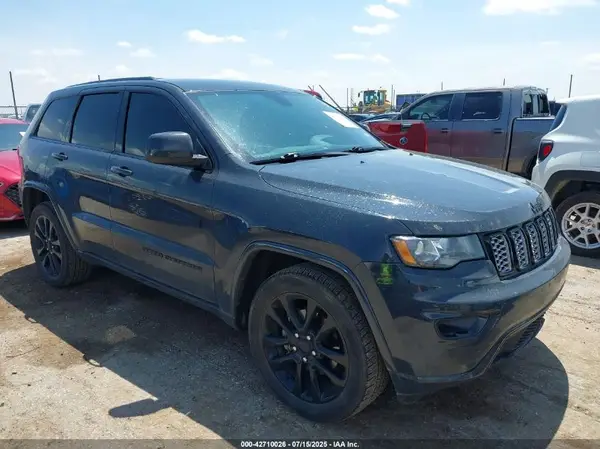 1C4RJEAG6HC888356 2017 JEEP GRAND CHEROKEE - Image 1
