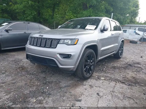1C4RJEAG6HC929990 2017 JEEP GRAND CHEROKEE - Image 2