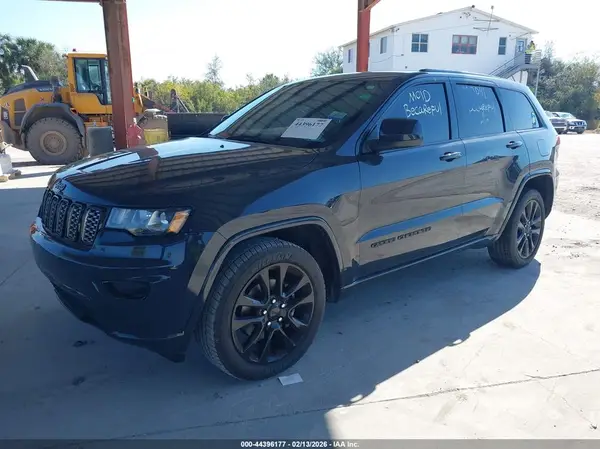 1C4RJEAG6HC953271 2017 JEEP GRAND CHEROKEE - Image 2