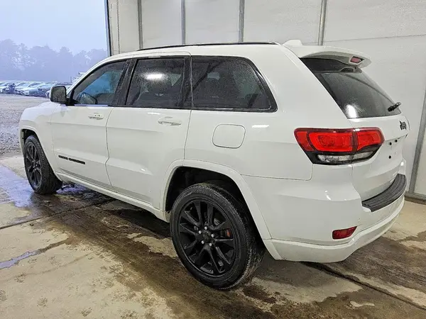 1C4RJEAG6JC110211 2018 JEEP GRAND CHEROKEE - Image 2