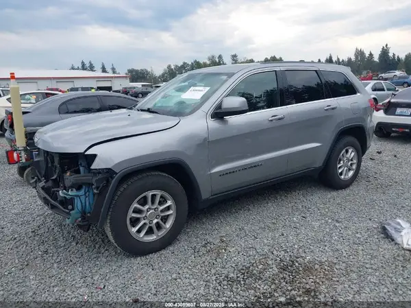 1C4RJEAG6JC113657 2018 JEEP GRAND CHEROKEE - Image 2