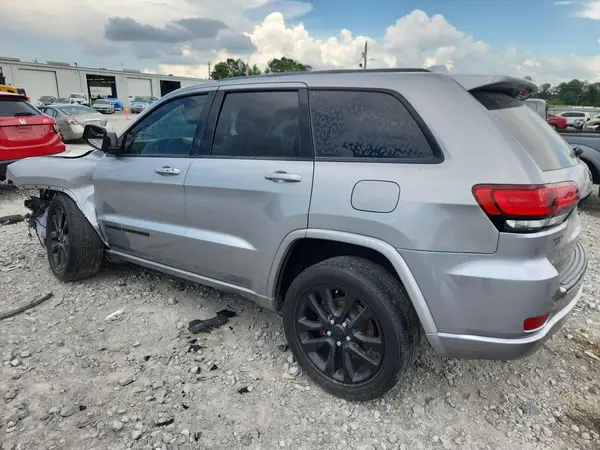 1C4RJEAG6JC275031 2018 JEEP GRAND CHEROKEE - Image 2