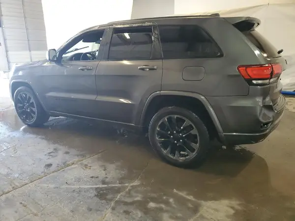 1C4RJEAG6JC511659 2018 JEEP GRAND CHEROKEE - Image 2