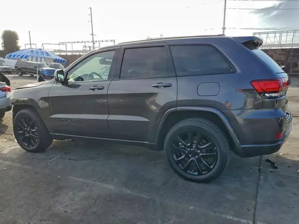 1C4RJEAG6JC512729 2018 JEEP GRAND CHEROKEE - Image 2