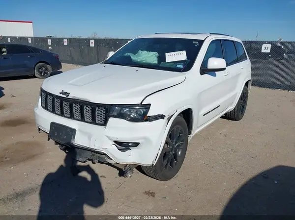 1C4RJEAG6KC811185 2019 JEEP GRAND CHEROKEE - Image 2