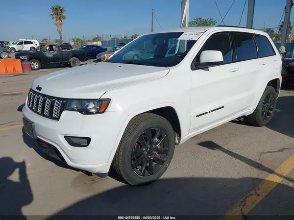 1C4RJEAG6KC858202 2019 JEEP GRAND CHEROKEE - Image 2