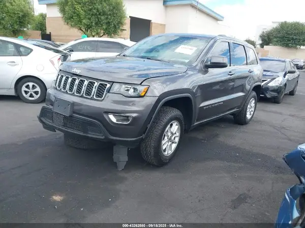 1C4RJEAG6LC128758 2020 JEEP GRAND CHEROKEE - Image 2