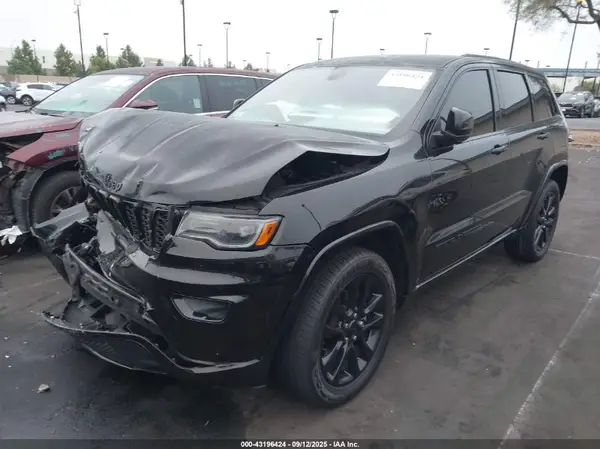 1C4RJEAG6LC404128 2020 JEEP GRAND CHEROKEE - Image 2
