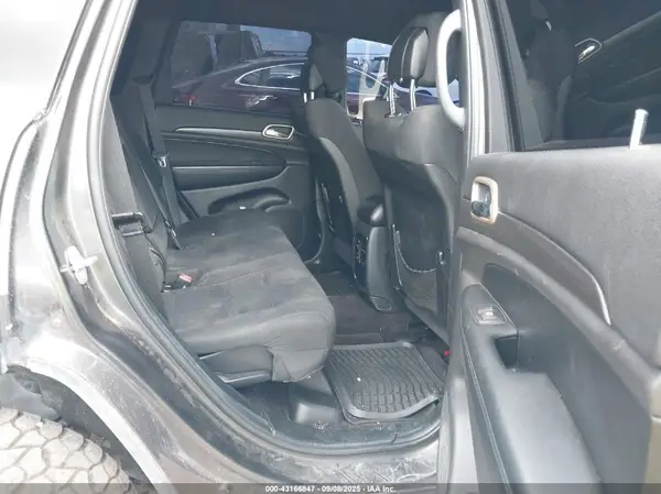 1C4RJEAG7HC813424 2017 JEEP GRAND CHEROKEE - Image 8