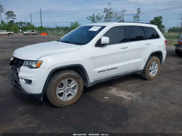 1C4RJEAG7HC929917 2017 JEEP GRAND CHEROKEE - Image 2
