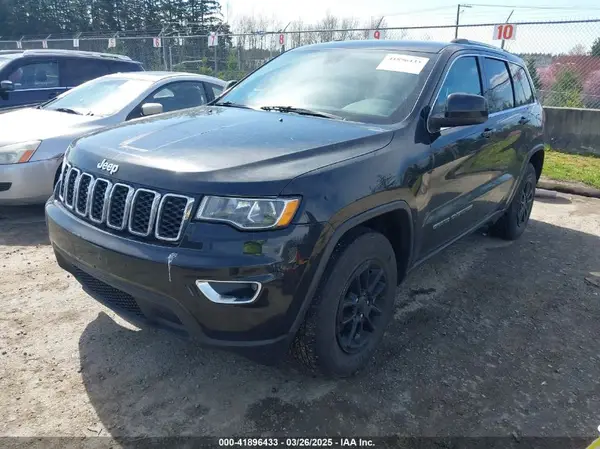 1C4RJEAG7JC130628 2018 JEEP GRAND CHEROKEE - Image 2