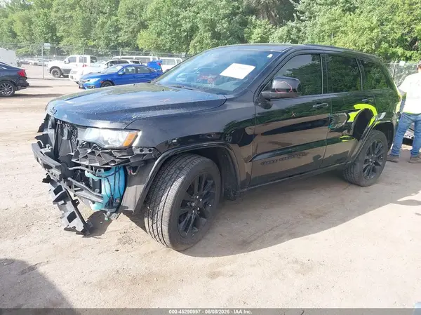 1C4RJEAG7JC437832 2018 JEEP GRAND CHEROKEE - Image 2