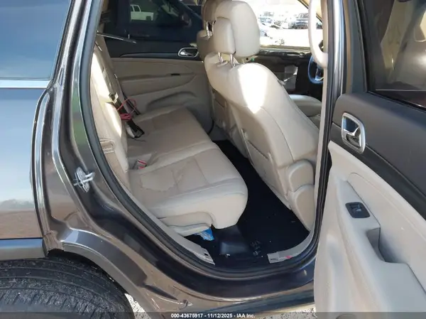 1C4RJEAG7KC720782 2019 JEEP GRAND CHEROKEE - Image 8