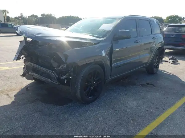 1C4RJEAG7KC776463 2019 JEEP GRAND CHEROKEE - Image 2