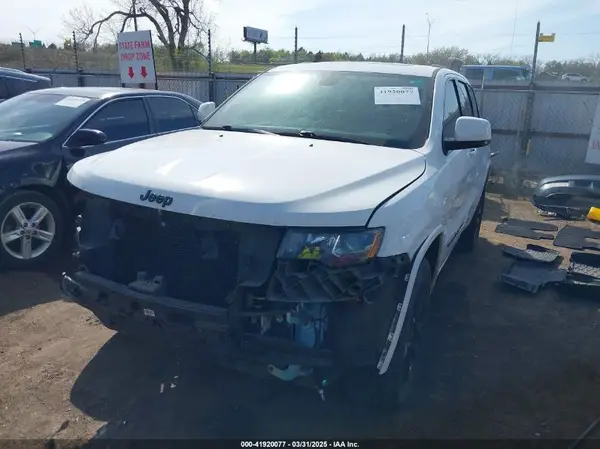 1C4RJEAG7KC811163 2019 JEEP GRAND CHEROKEE - Image 2