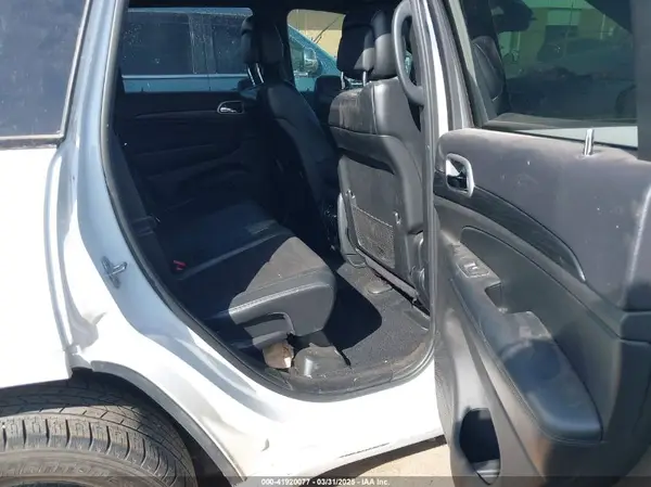 1C4RJEAG7KC811163 2019 JEEP GRAND CHEROKEE - Image 8