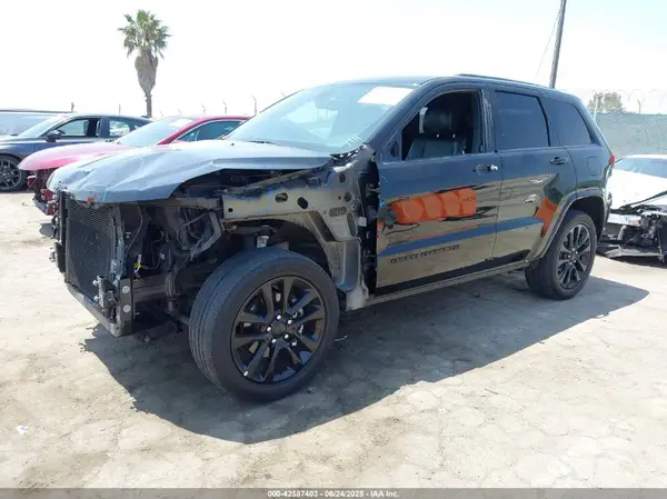 1C4RJEAG7KC858239 2019 JEEP GRAND CHEROKEE - Image 2