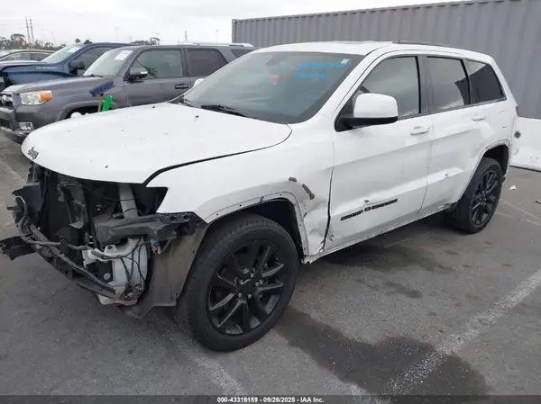 1C4RJEAG7LC245782 2020 JEEP GRAND CHEROKEE - Image 2