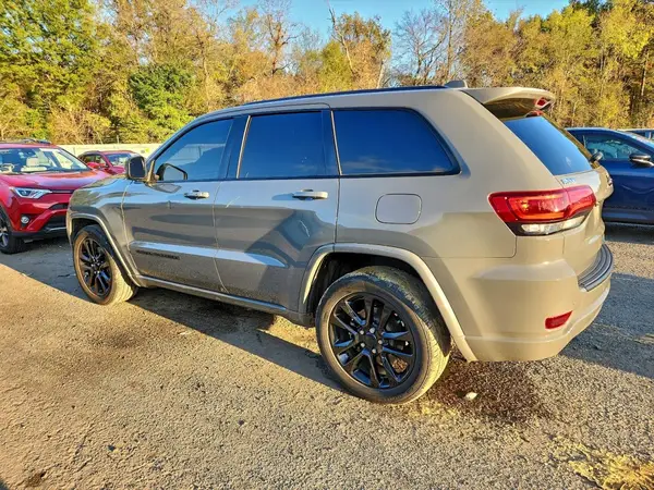 1C4RJEAG7MC881958 2021 JEEP GRAND CHEROKEE - Image 2