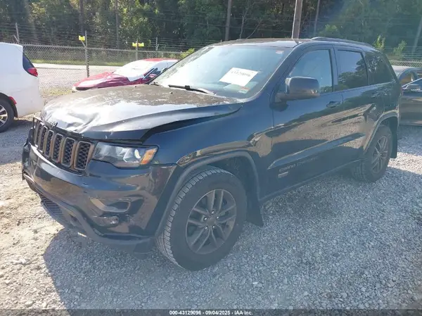 1C4RJEAG8GC436617 2016 JEEP GRAND CHEROKEE - Image 2